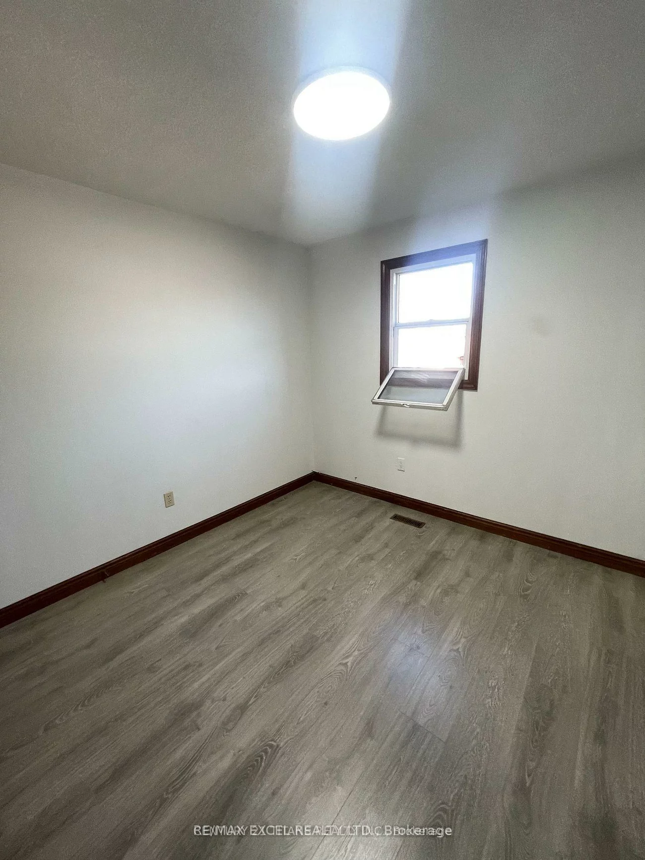 60, Normandy, Harding, Richmond Hill