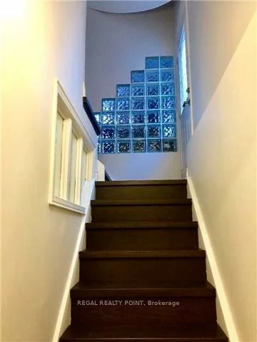 14, Mandel, Devonsleigh, Richmond Hill