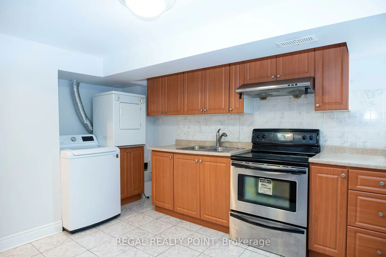 14, Mandel, Devonsleigh, Richmond Hill