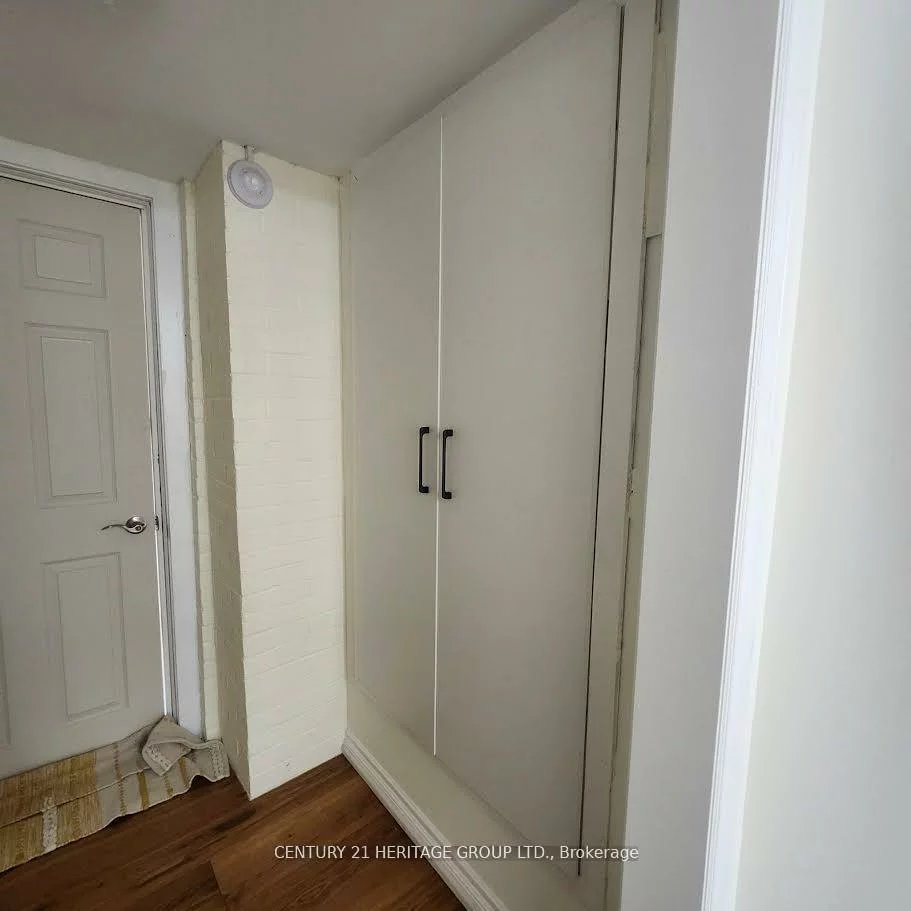 80, Rockport, Crosby, Richmond Hill