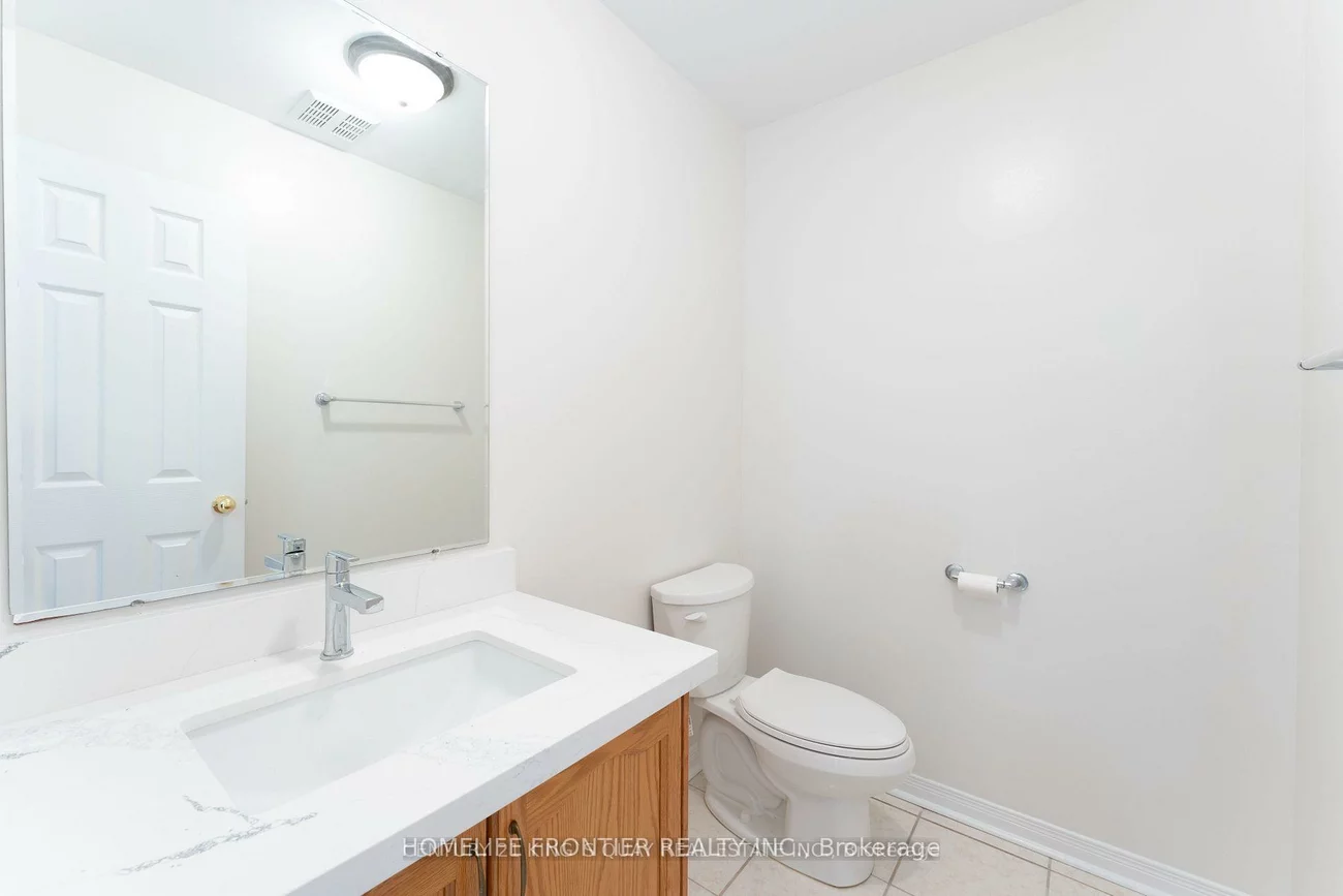 100, Selkirk, Langstaff, Richmond Hill