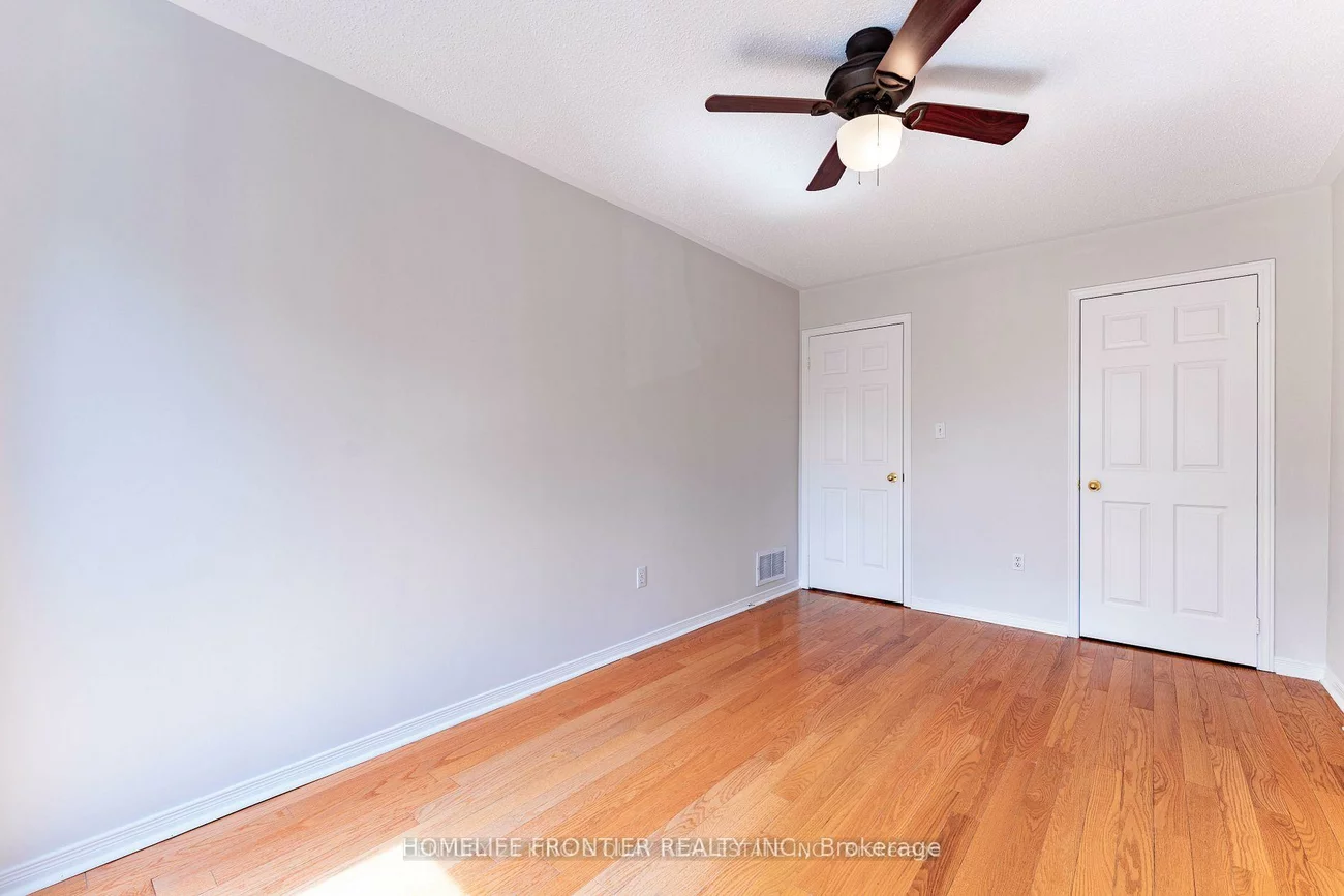 100, Selkirk, Langstaff, Richmond Hill