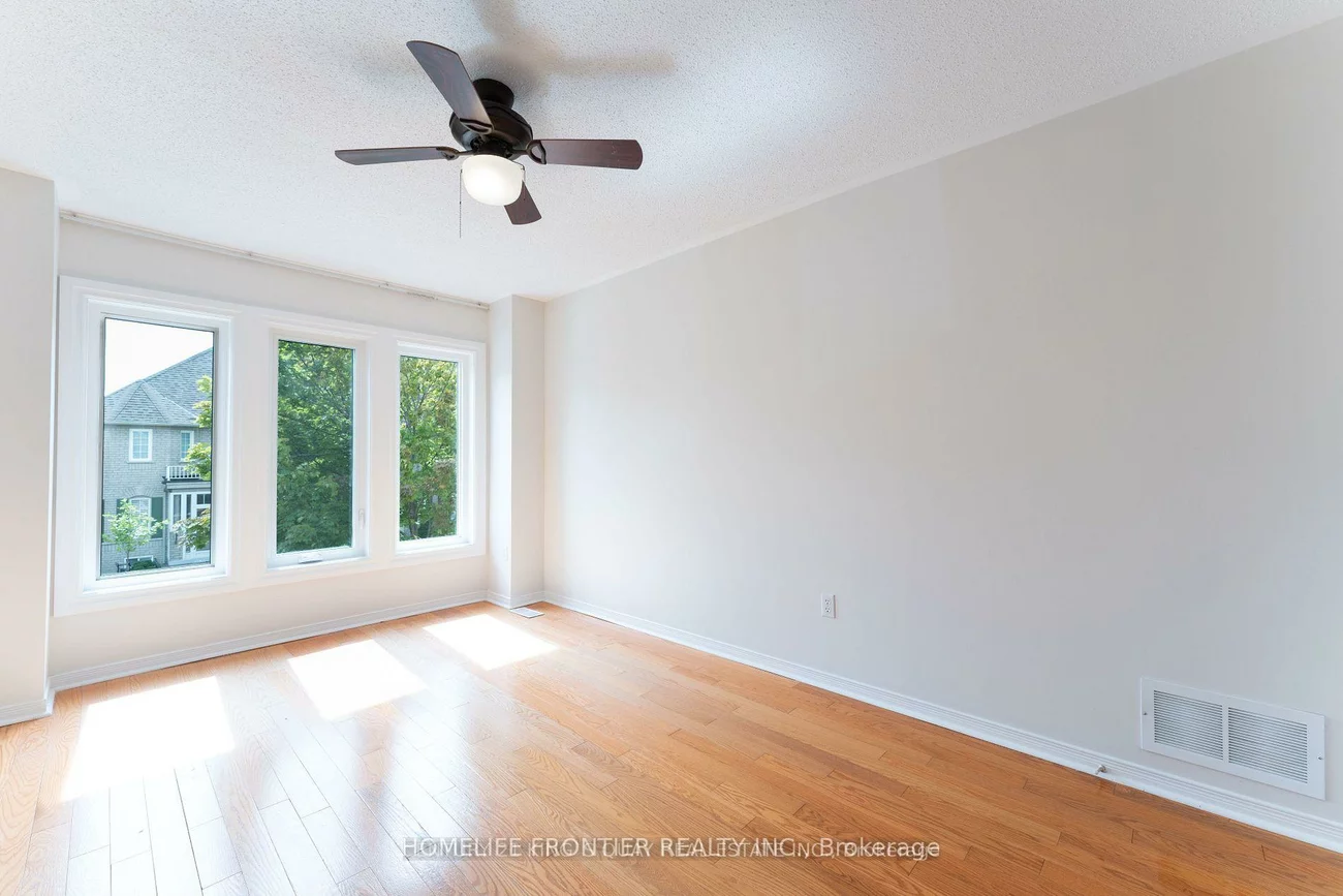 100, Selkirk, Langstaff, Richmond Hill