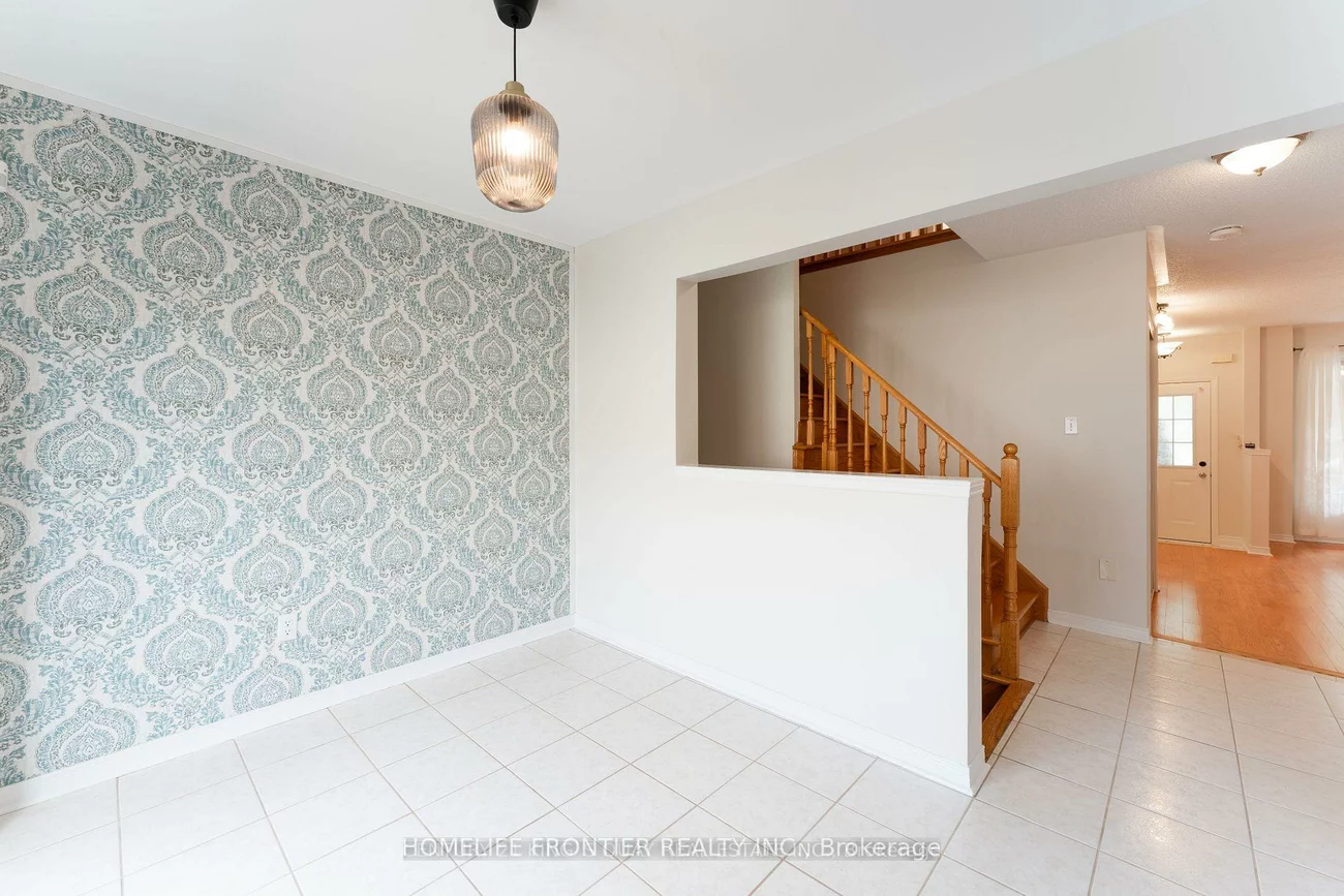 100, Selkirk, Langstaff, Richmond Hill