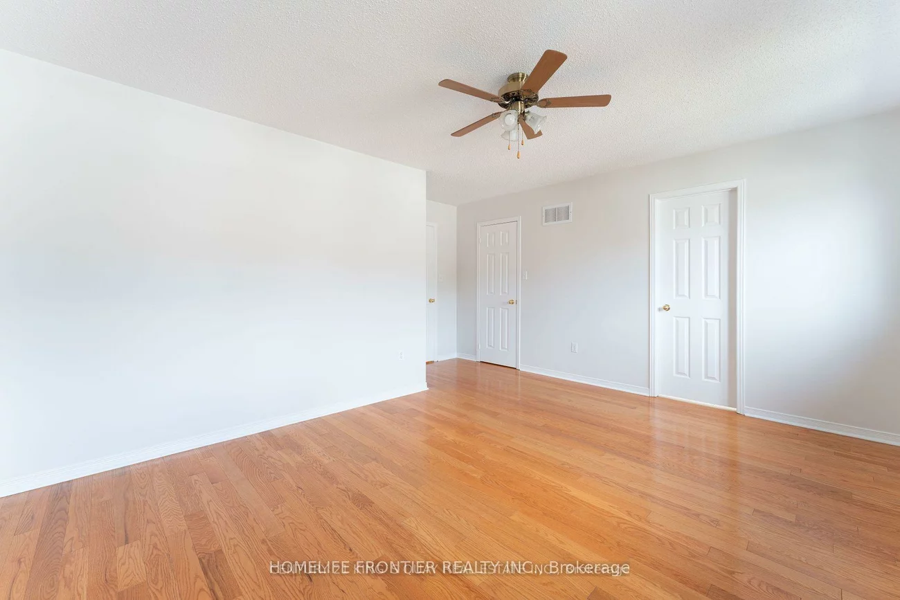 100, Selkirk, Langstaff, Richmond Hill