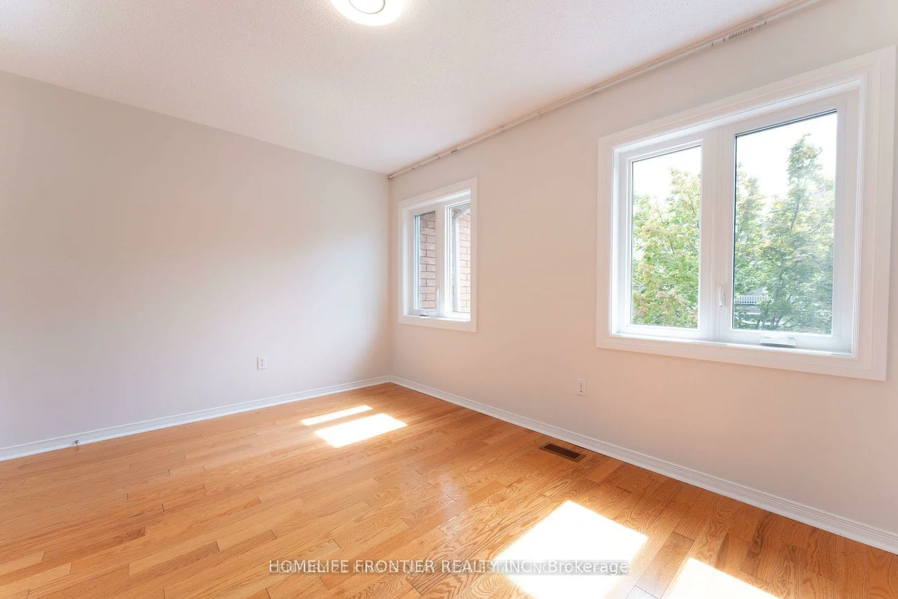 100, Selkirk, Langstaff, Richmond Hill