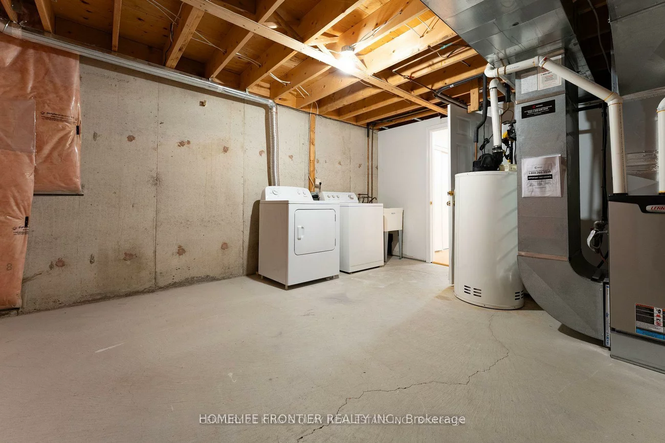 100, Selkirk, Langstaff, Richmond Hill