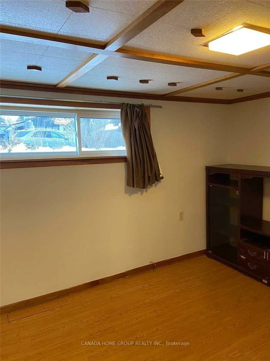 435, Lynett, Crosby, Richmond Hill