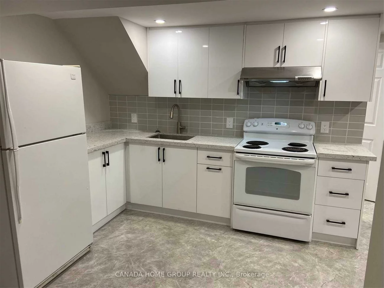 435, Lynett, Crosby, Richmond Hill