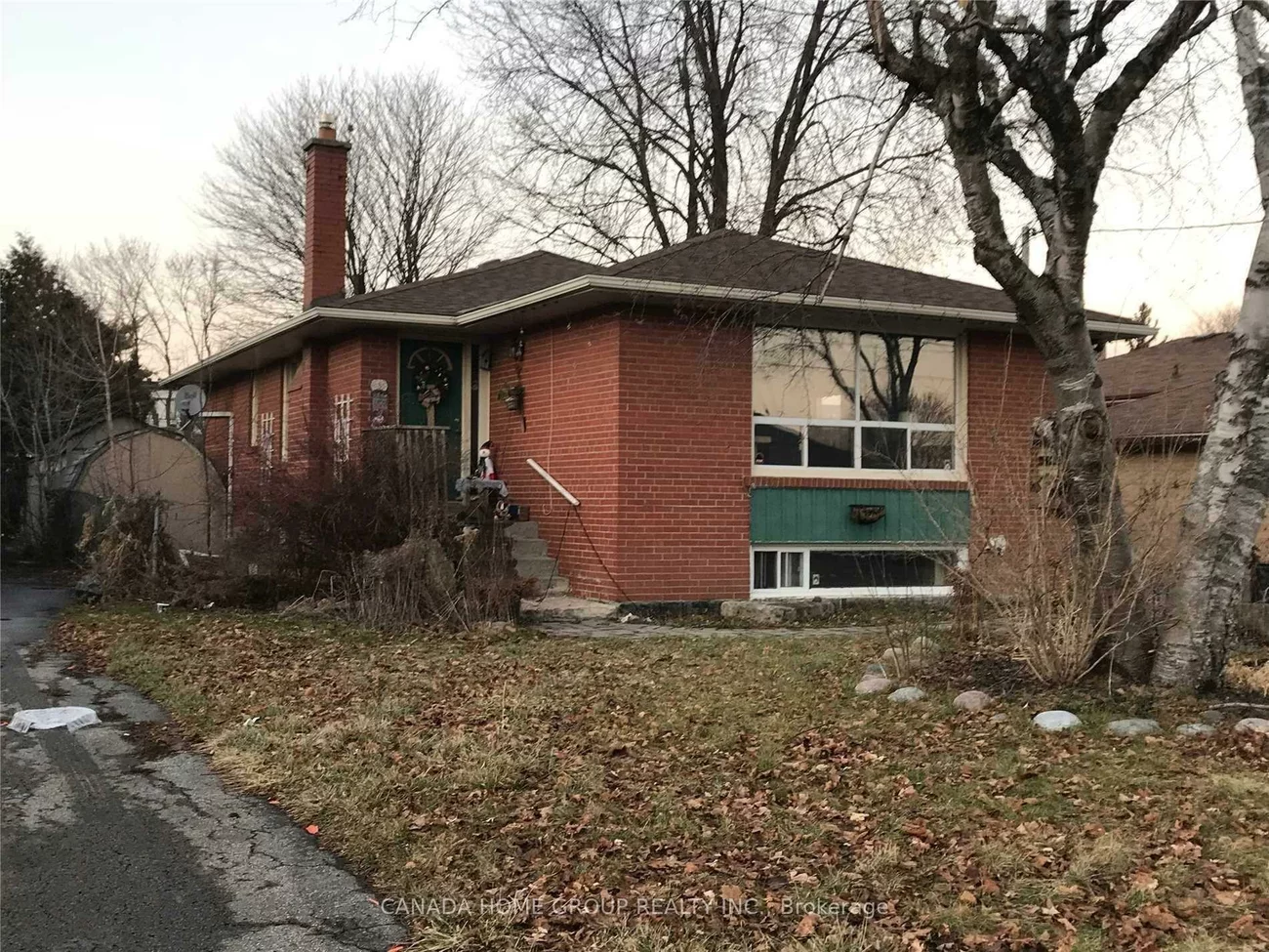 435, Lynett, Crosby, Richmond Hill