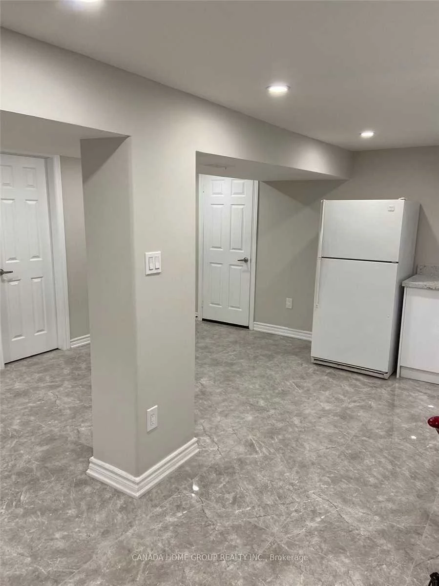 435, Lynett, Crosby, Richmond Hill