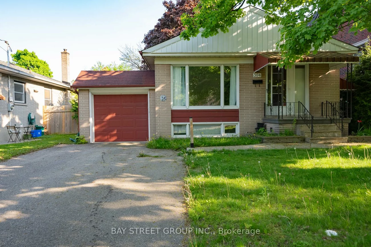 394, Centre, Crosby, Richmond Hill