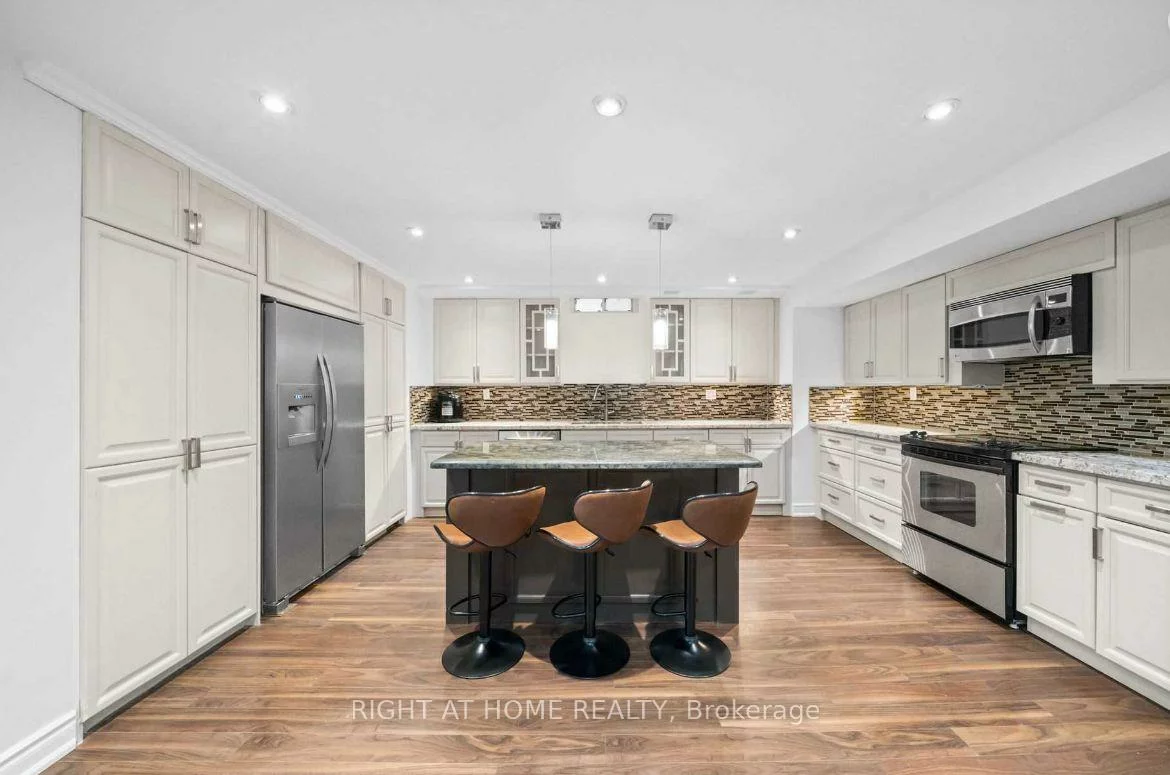 9, Alyssum, Oak Ridges Lake Wilcox, Richmond Hill