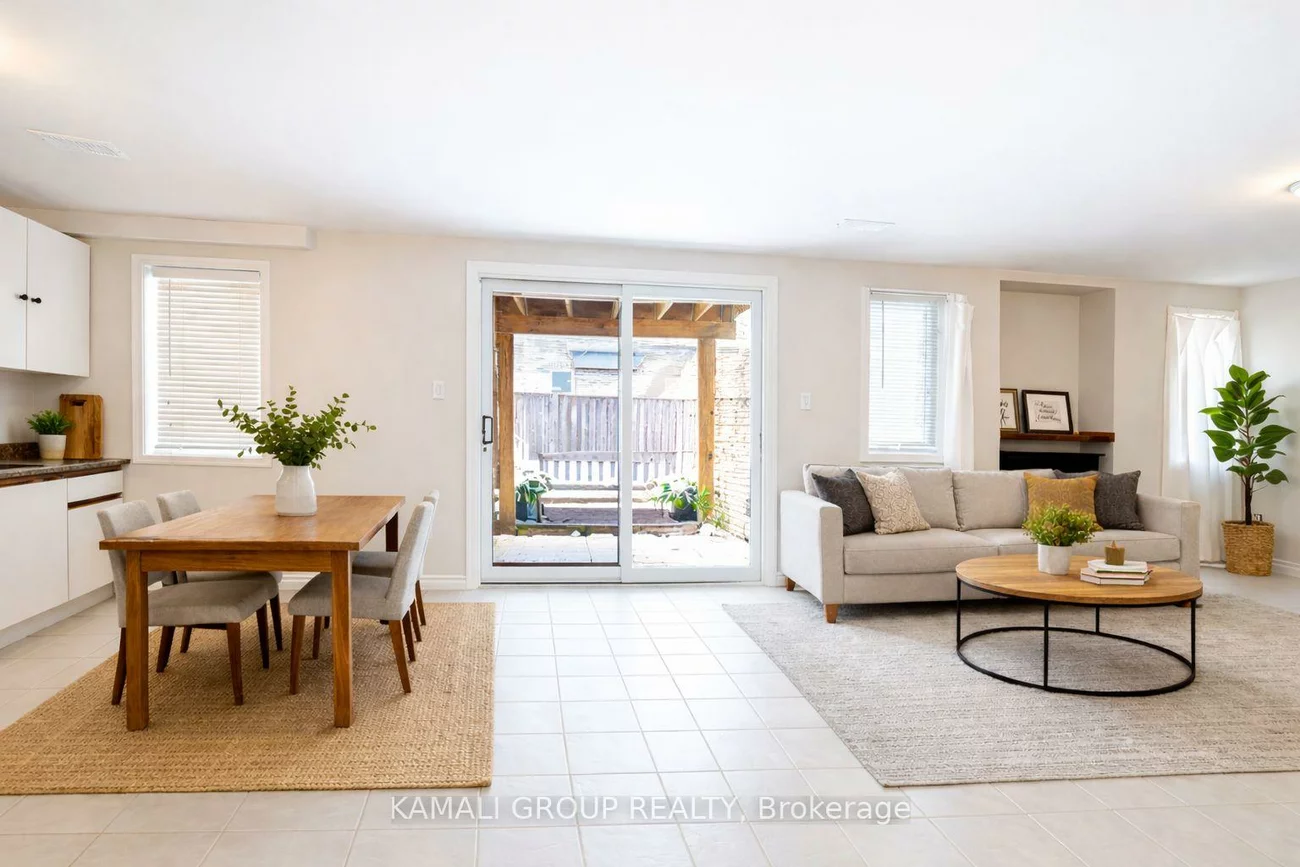 149, Silver Maple, Jefferson, Richmond Hill