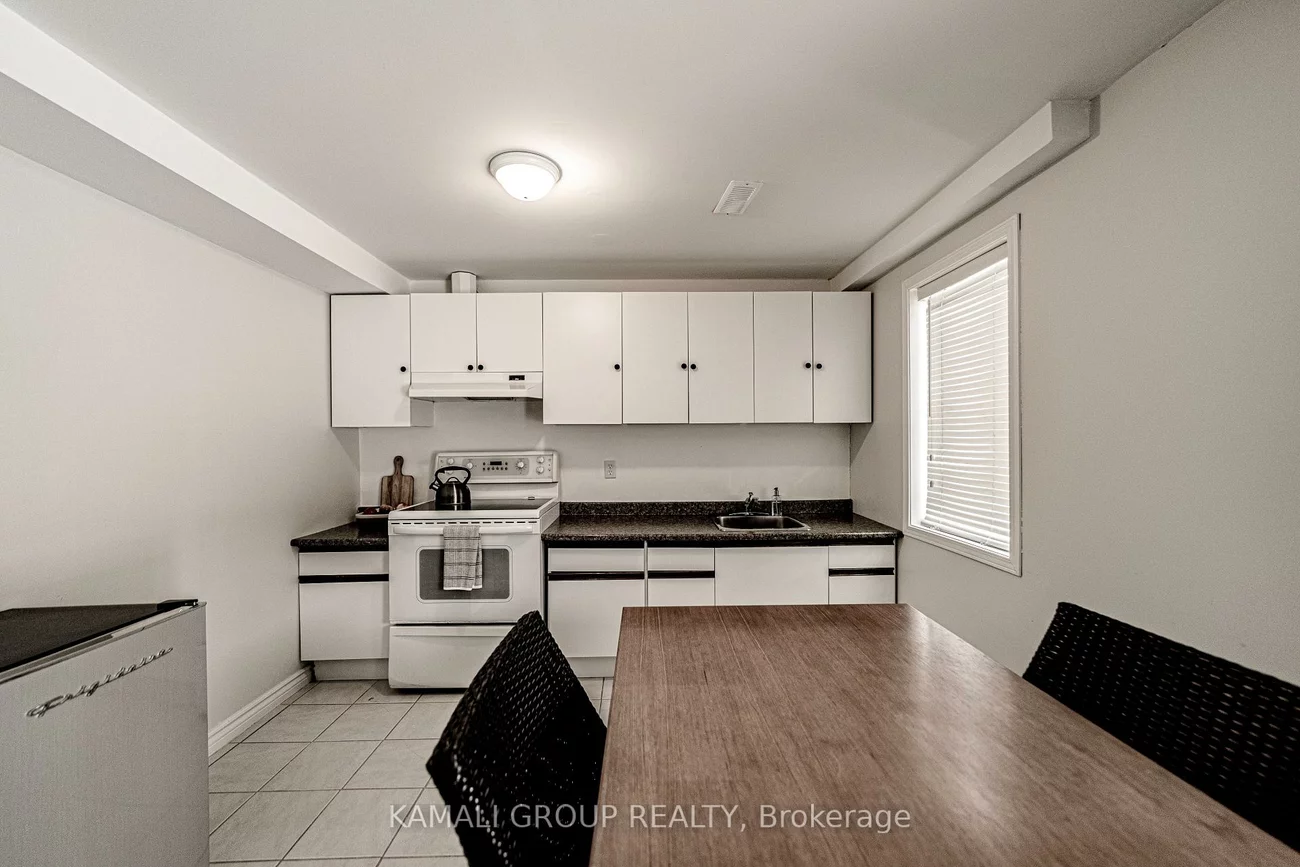 149, Silver Maple, Jefferson, Richmond Hill