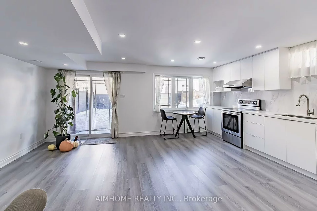 50, Drizzel, Oak Ridges, Richmond Hill