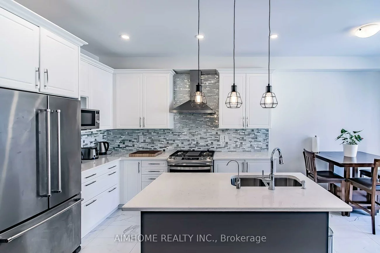 50, Drizzel, Oak Ridges, Richmond Hill