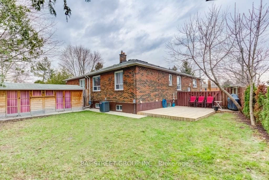 382, Blue Grass, Crosby, Richmond Hill