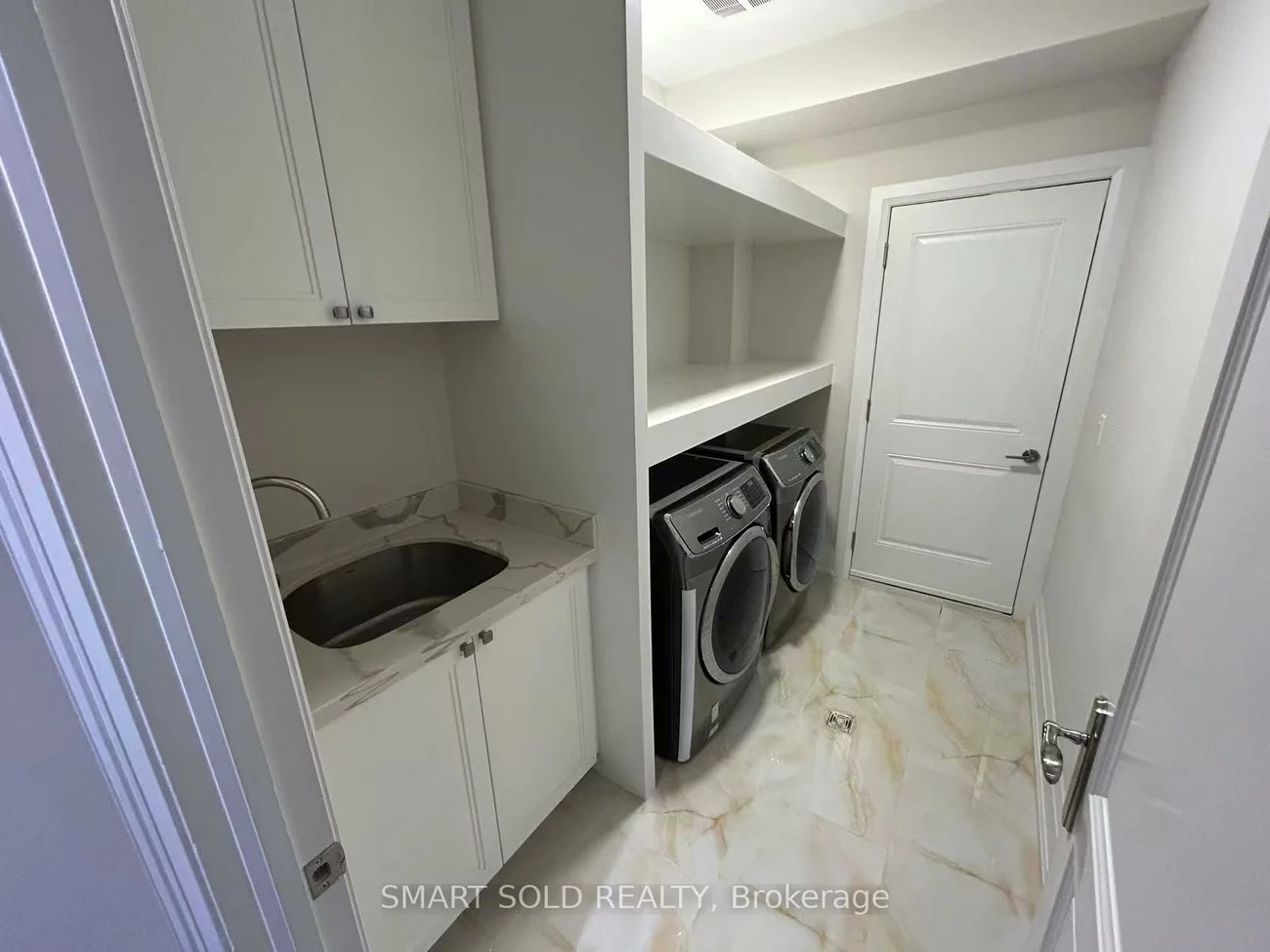 398, Bent, Crosby, Richmond Hill