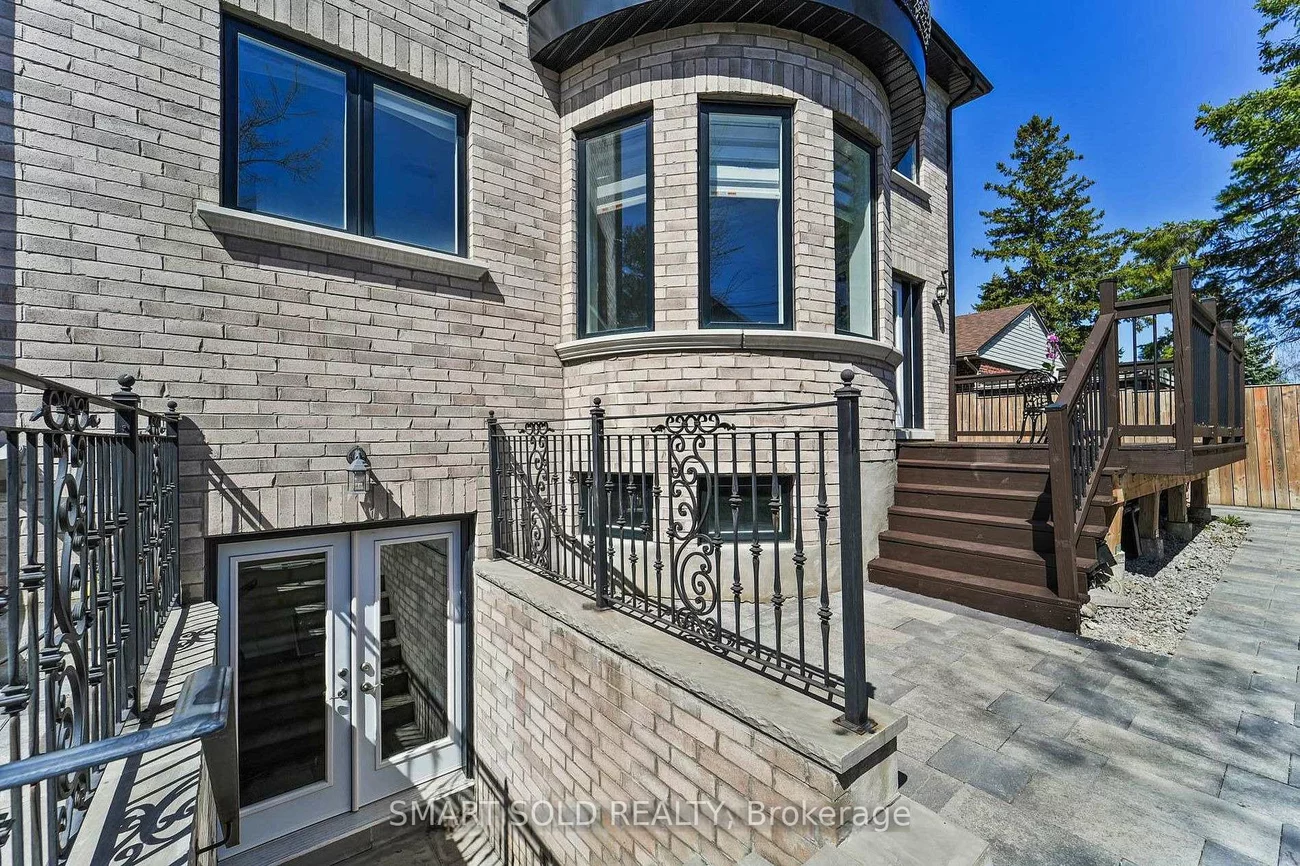 398, Bent, Crosby, Richmond Hill