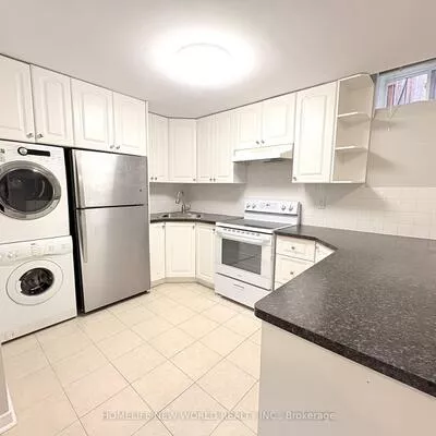 18, Samantha, Doncrest, Richmond Hill