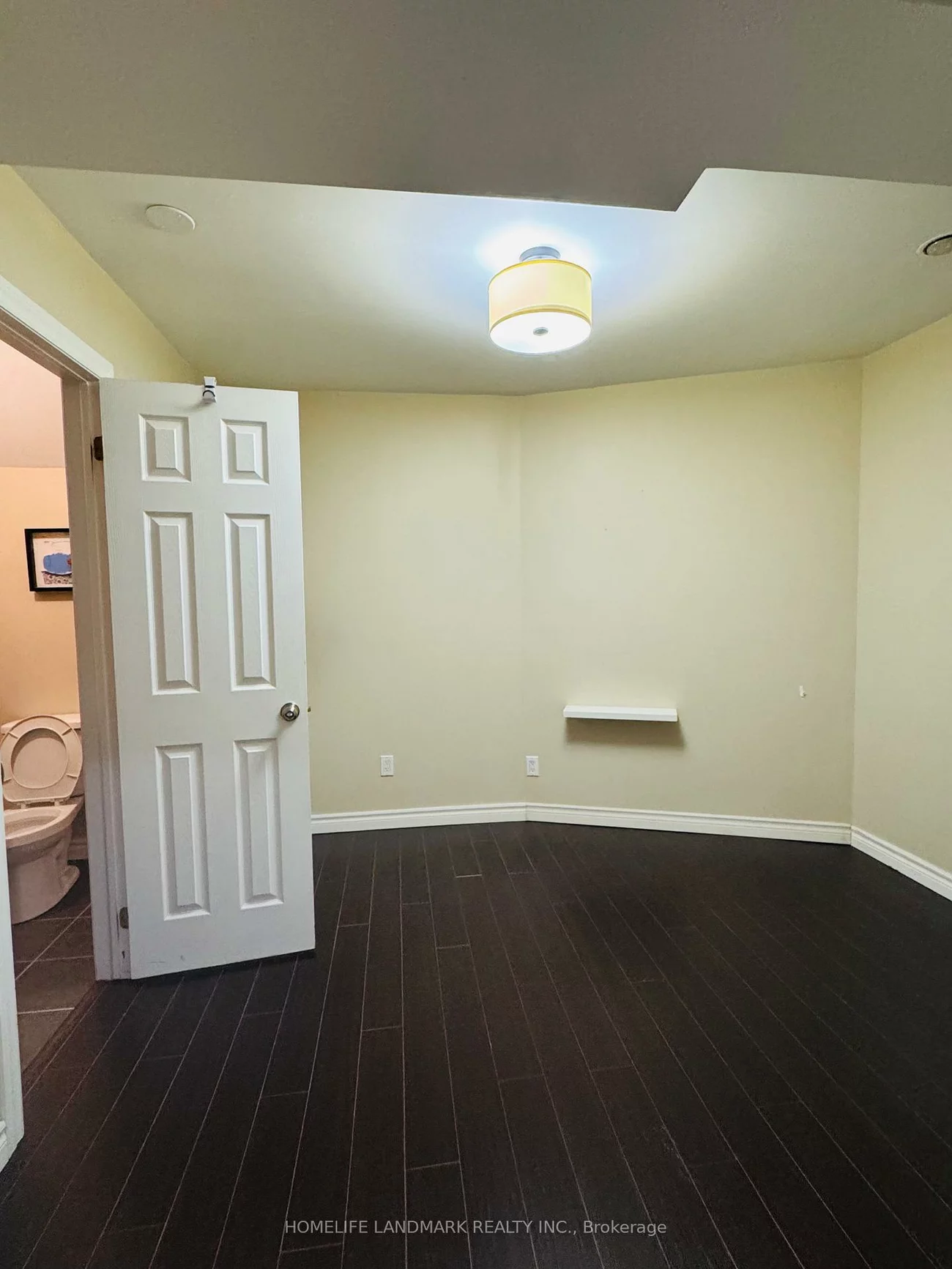 44, Romance (Main Floor), Rouge Woods, Richmond Hill