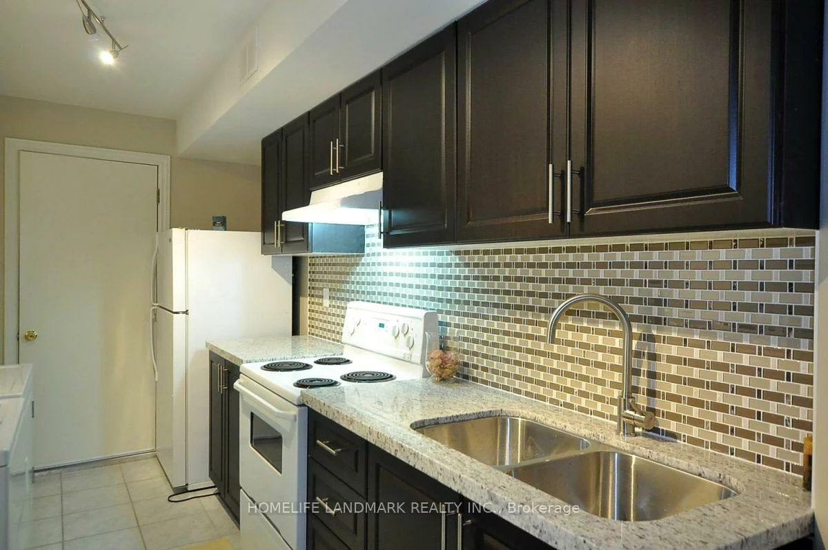 44, Romance (Main Floor), Rouge Woods, Richmond Hill