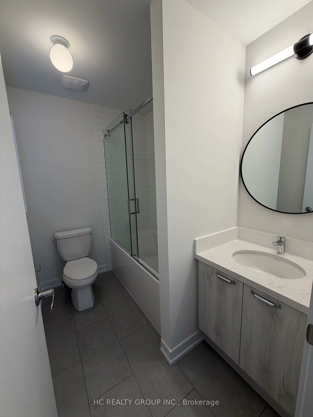 27, Agnes, Headford Business Park, Richmond Hill