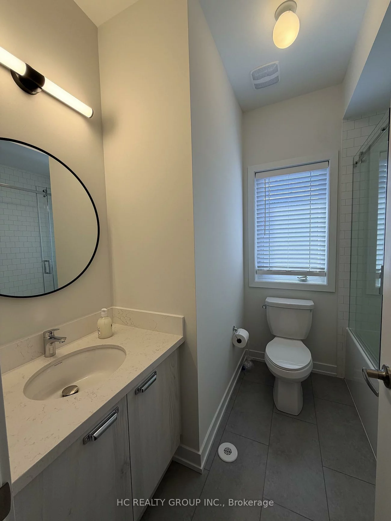 27, Agnes, Headford Business Park, Richmond Hill