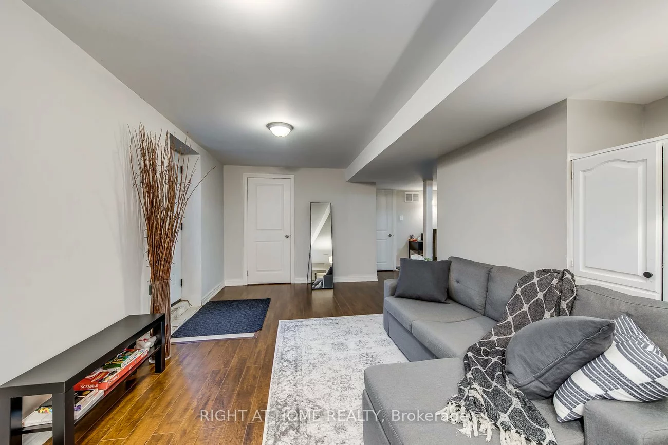 56, Barberry, Oak Ridges, Richmond Hill