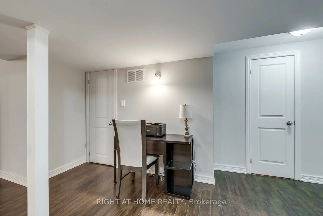 56, Barberry, Oak Ridges, Richmond Hill