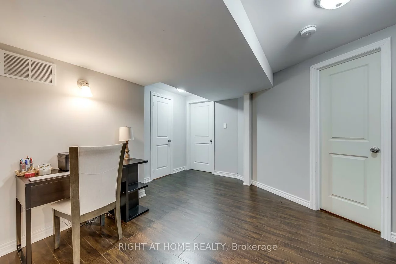 56, Barberry, Oak Ridges, Richmond Hill