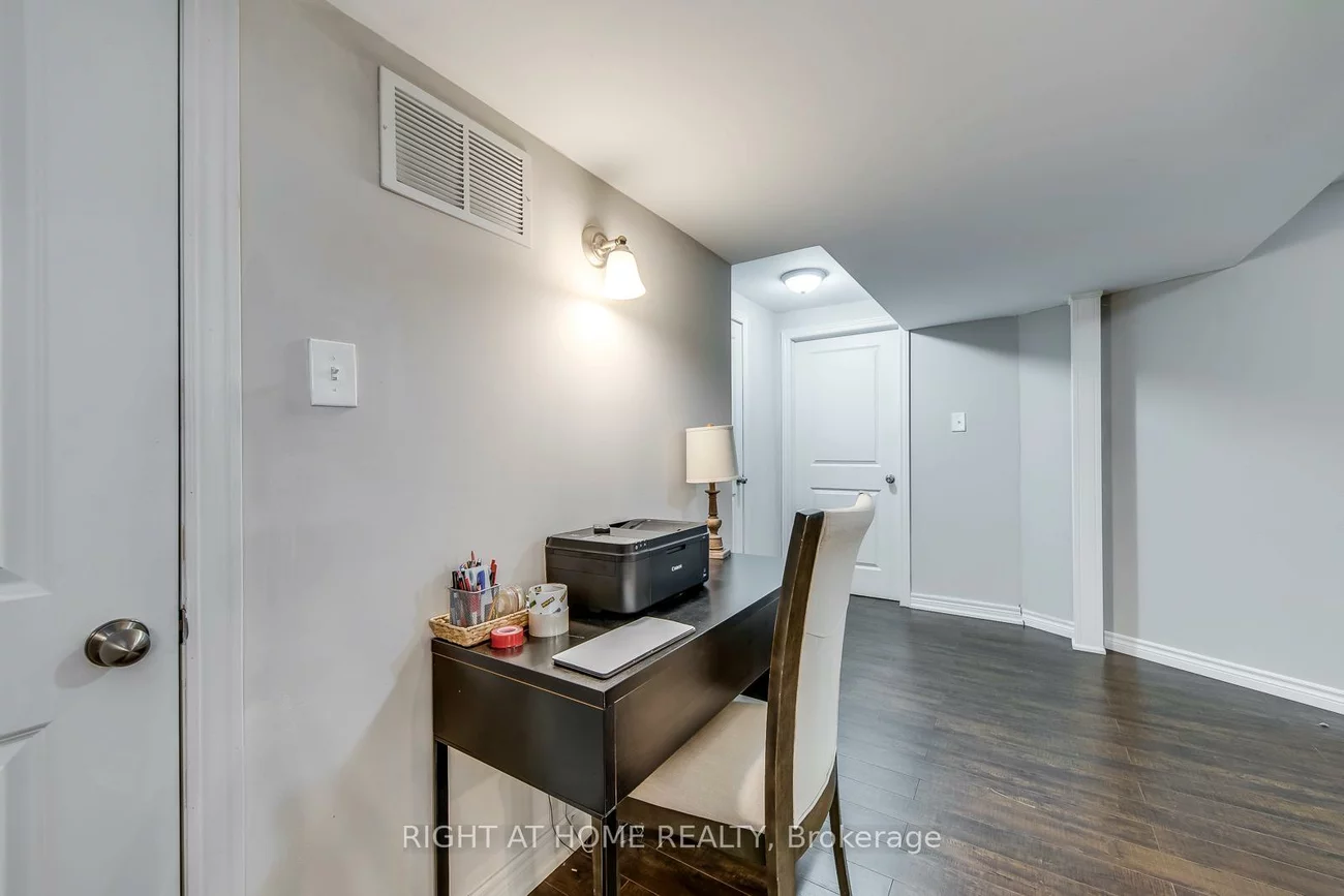 56, Barberry, Oak Ridges, Richmond Hill