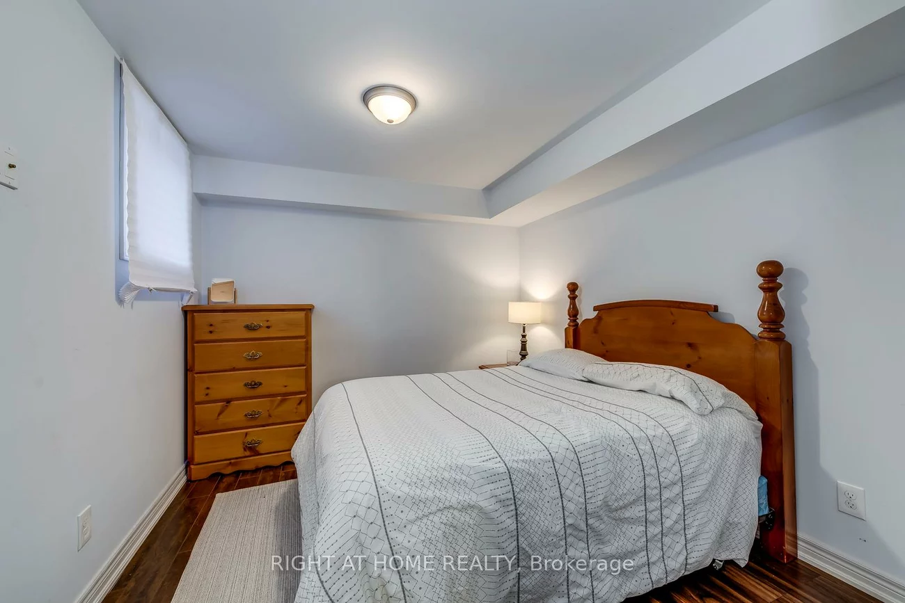 56, Barberry, Oak Ridges, Richmond Hill