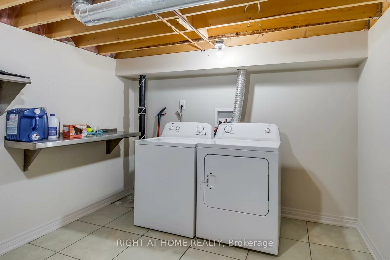 56, Barberry, Oak Ridges, Richmond Hill