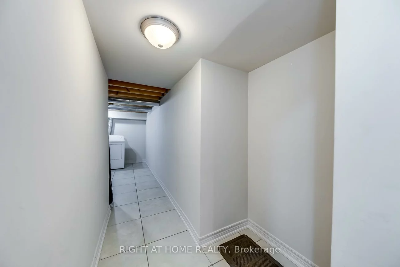 56, Barberry, Oak Ridges, Richmond Hill