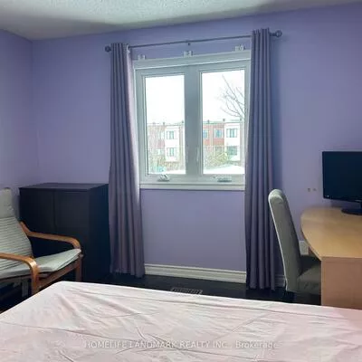 45, Briggs, Doncrest, Richmond Hill