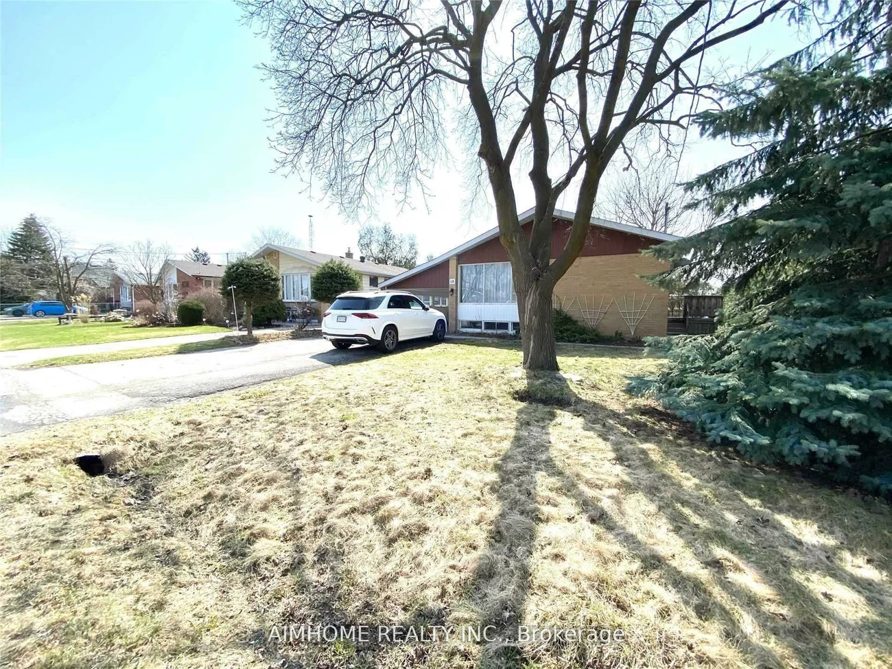 18, Rockport (Bsmt), Crosby, Richmond Hill