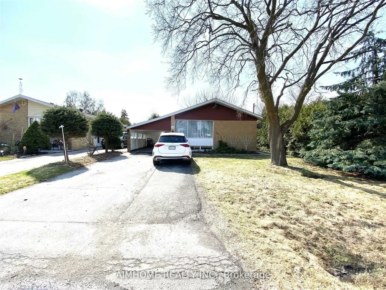 18, Rockport (Bsmt), Crosby, Richmond Hill