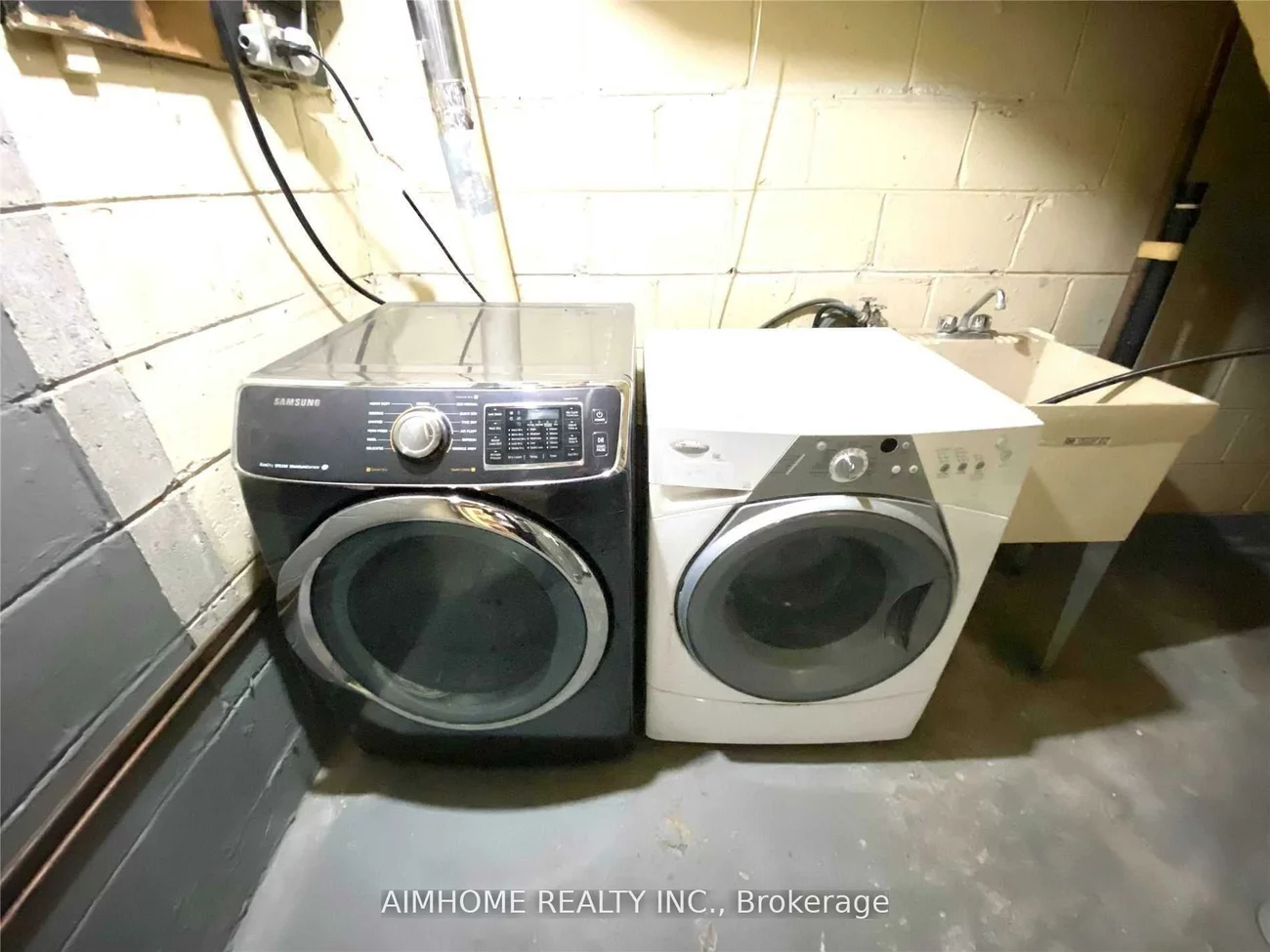 18, Rockport (Bsmt), Crosby, Richmond Hill