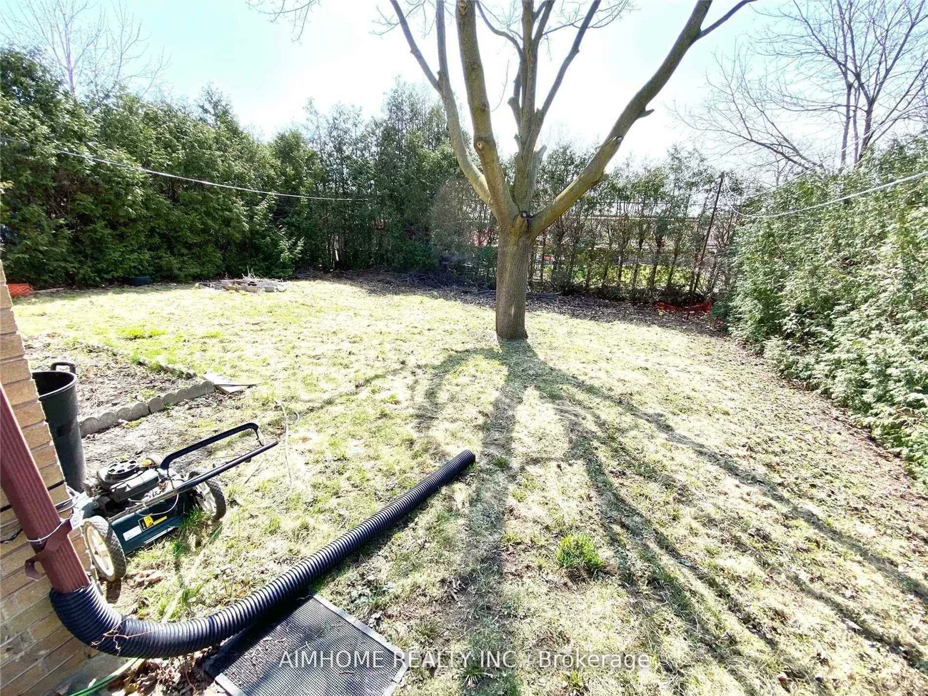 18, Rockport (Bsmt), Crosby, Richmond Hill