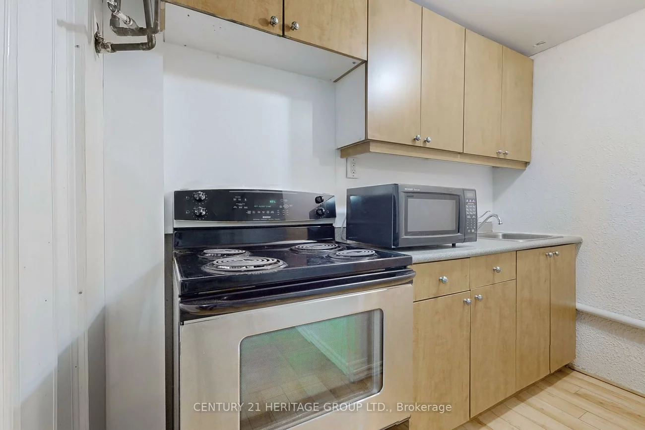 81, Lillooet, North Richvale, Richmond Hill