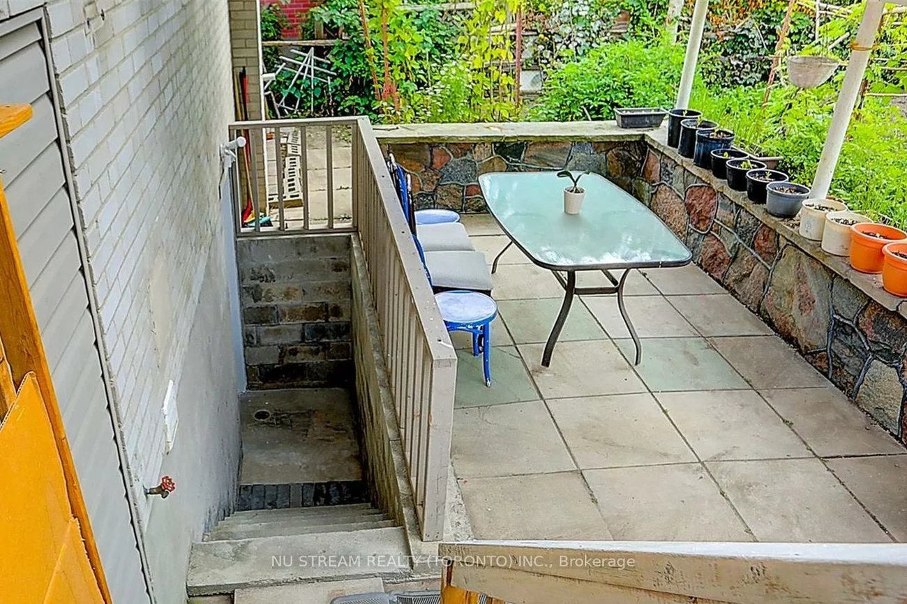 432, Crosby, Crosby, Richmond Hill