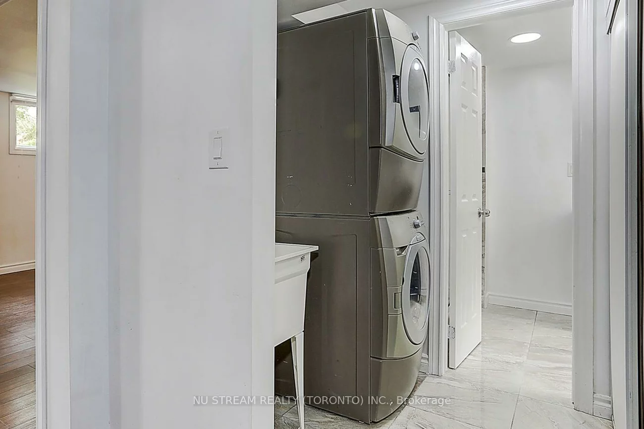 432, Crosby, Crosby, Richmond Hill