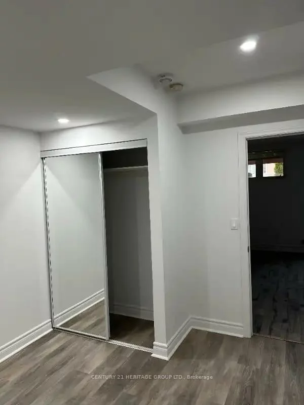 7, Tarmack, Jefferson, Richmond Hill