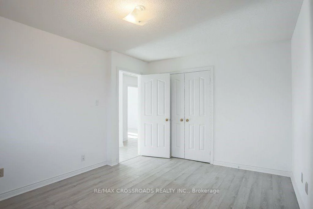 87, Woodriver, Devonsleigh, Richmond Hill