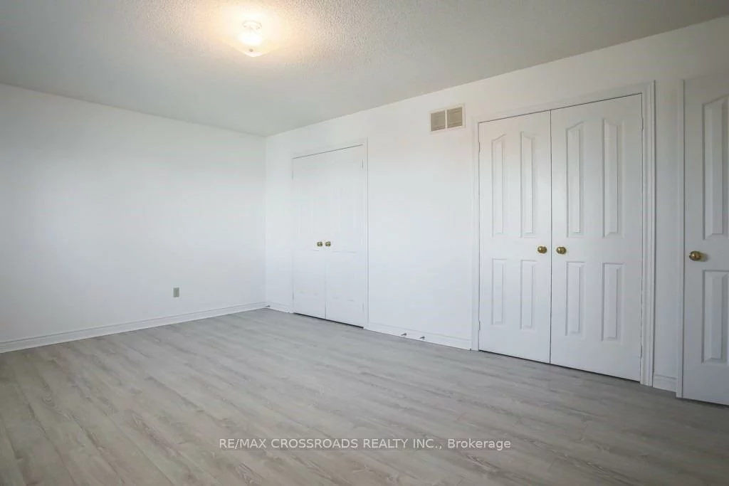 87, Woodriver, Devonsleigh, Richmond Hill