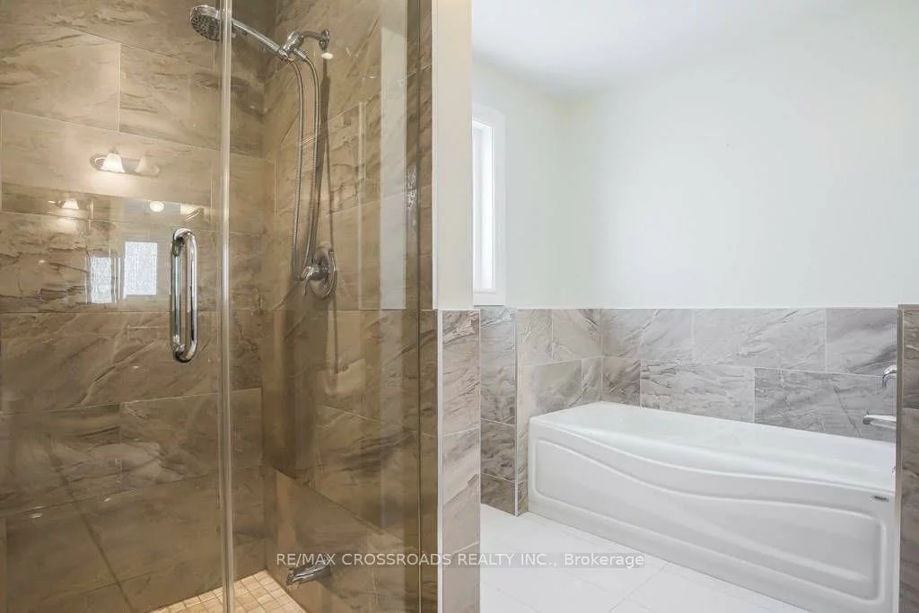 87, Woodriver, Devonsleigh, Richmond Hill