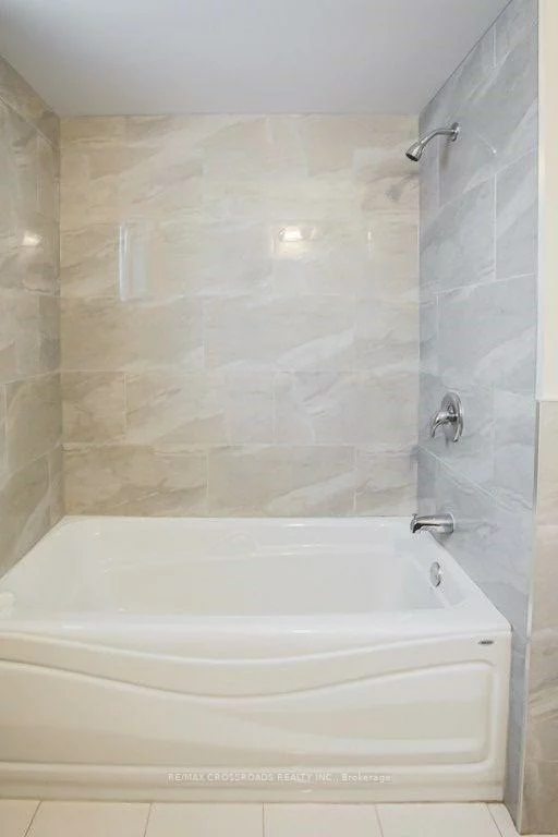 87, Woodriver, Devonsleigh, Richmond Hill