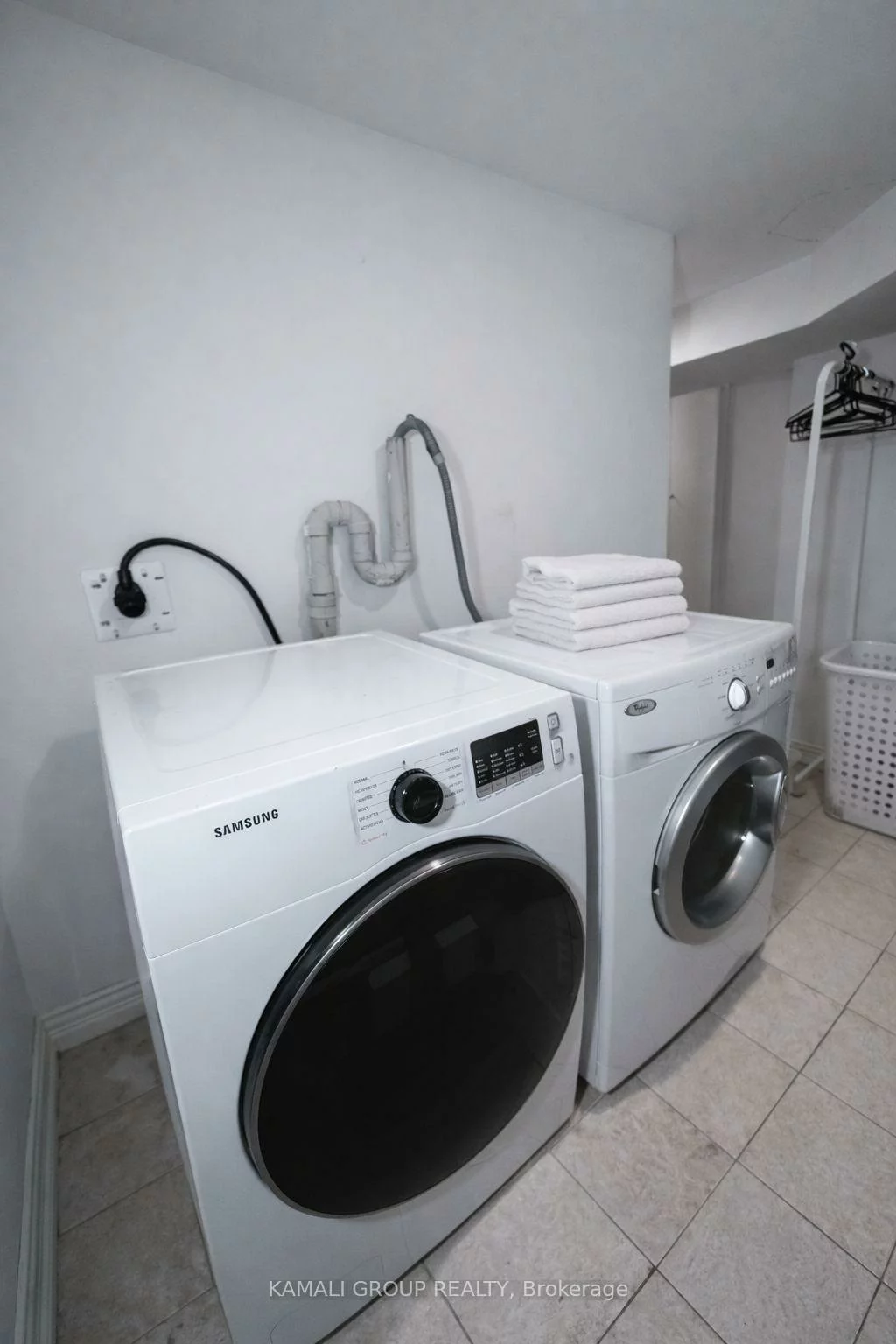 46, Centre, Crosby, Richmond Hill